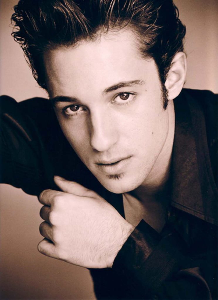 Net Worth of Thomas Ian Nicholas