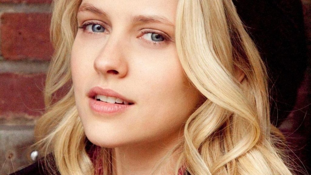 Teresa Palmer Net Worth