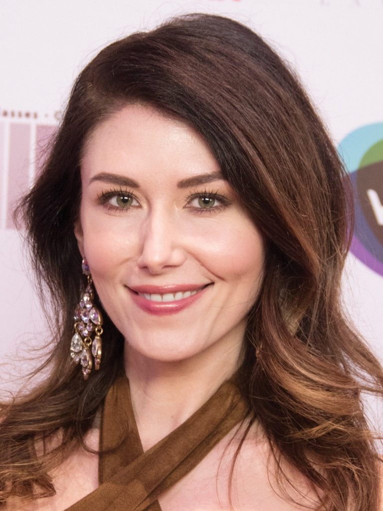 Jewel Staite Net Worth