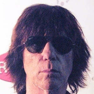 Jeff Beck Wealth