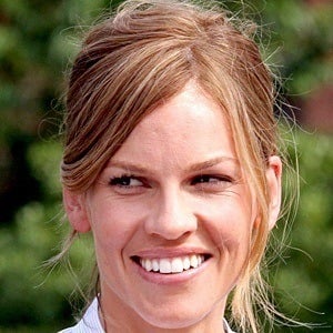 How Rich is Hilary Swank